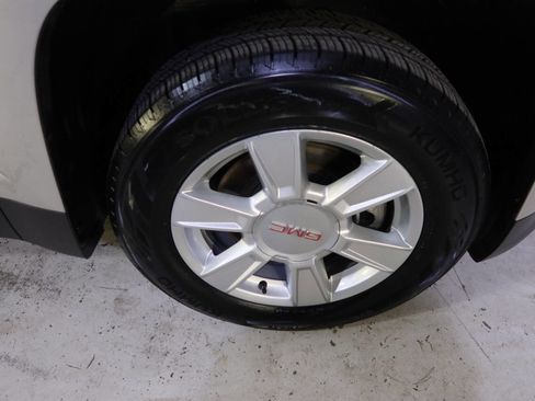 Used 2013 GMC Terrain SLE image 38