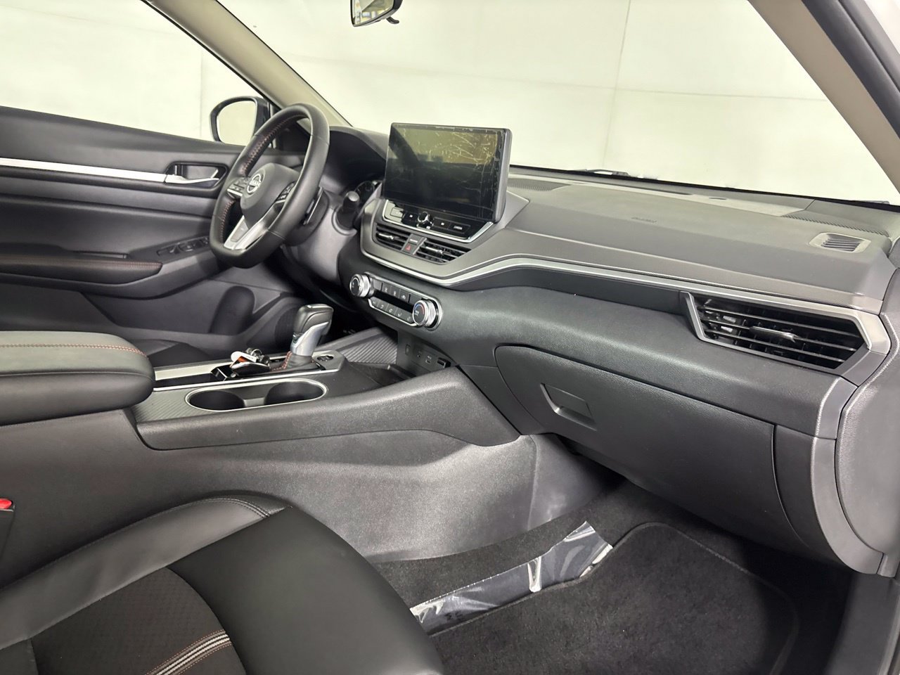 Used 2026 Nissan Altima 2.5 SR FWD image 32