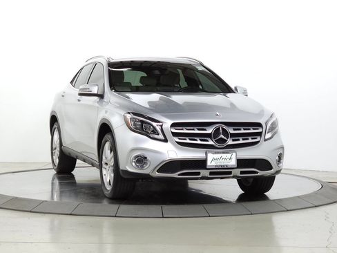 Used 2020 Mercedes-Benz GLA 250 4MATIC image 1