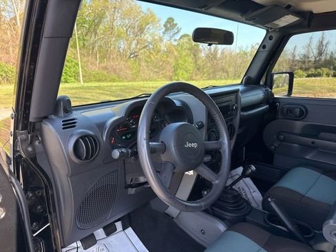 Used 2008 Jeep Wrangler X image 16