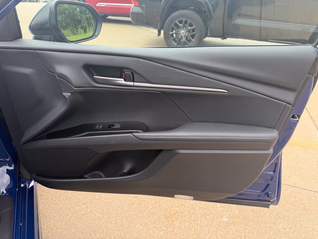 Certified 2025 Toyota Camry XSE FWD image 34