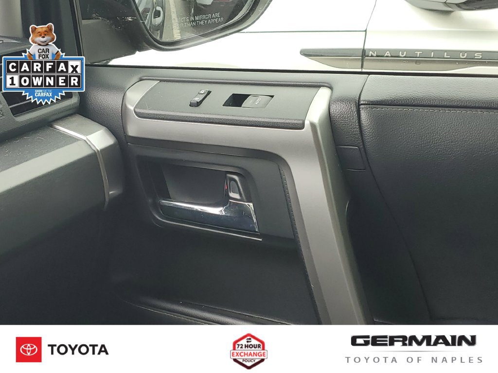 Used 2024 Toyota 4Runner SR5 RWD image 28
