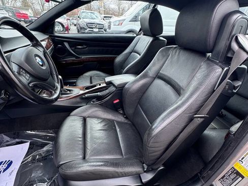 Used 2007 BMW 328i Convertible image 11