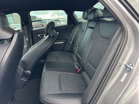 New 2025 Kia K4 GT-Line image 8