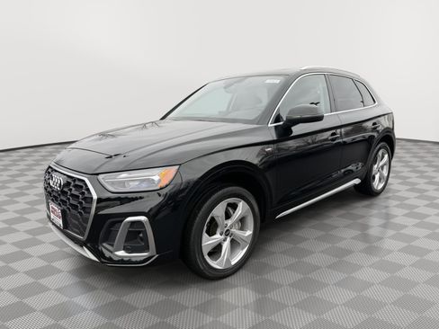 Used 2023 Audi Q5 2.0T Premium Plus w/ Premium Plus Package image 1