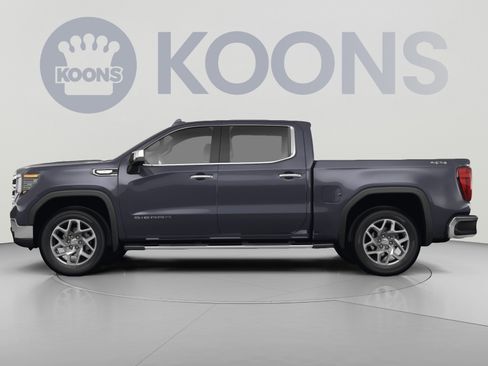 Used 2025 GMC Sierra 1500 SLT RWD image 2