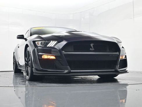 Used 2022 Ford Mustang Shelby GT500 w/ Technology Package RWD image 55