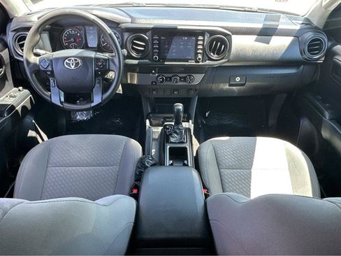 Used 2020 Toyota Tacoma SR RWD image 4