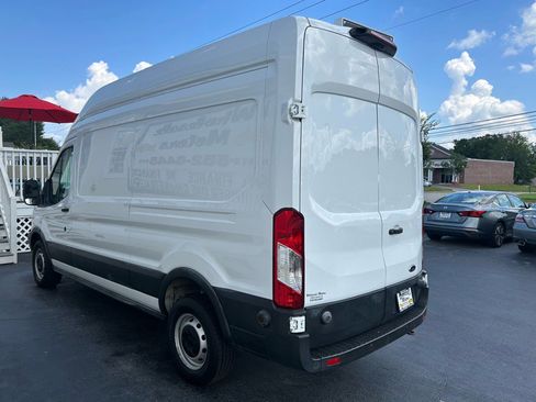 Used 2019 Ford Transit 250 148 High Roof image 5