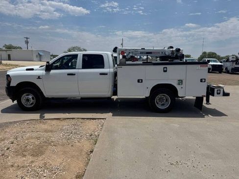 Used 2024 RAM 3500 Tradesman w/ Max Tow Package AWD/4WD image 11