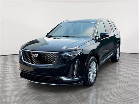 Used 2024 Cadillac XT6 Luxury AWD/4WD image 3