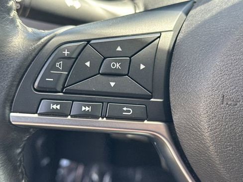 Used 2023 Nissan Sentra SV FWD image 20