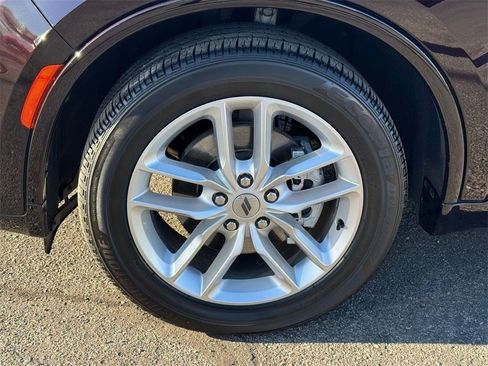 Used 2024 Dodge Durango GT image 10