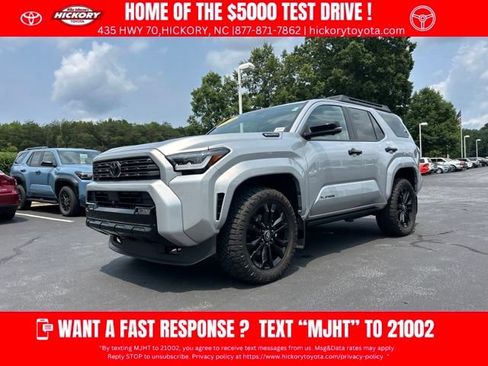 Used 2025 Toyota 4Runner Platinum AWD/4WD image 1
