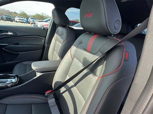 New 2026 Chevrolet Trax RS w/ Driver Confidence Package image 14