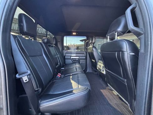 Used 2018 Ford F150 Lariat w/ Equipment Group 502A Luxury AWD/4WD image 19