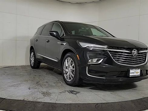Used 2022 Buick Enclave Premium w/ Surround and Sites Package image 2