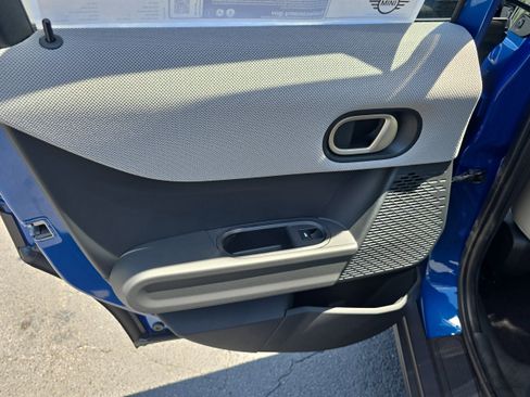 New 2025 MINI Cooper S image 10