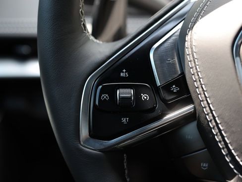 Used 2024 Chevrolet Corvette Z06 image 34