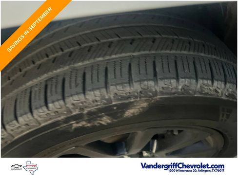 Used 2019 Chevrolet Colorado LT w/ Colorado RST Special Edition RWD image 2