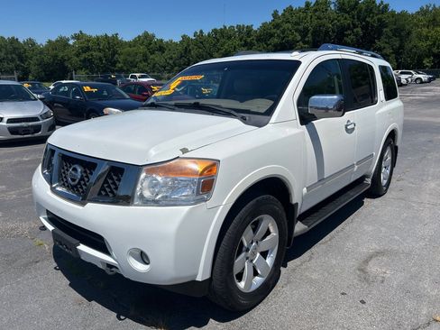 Used 2014 Nissan Armada SL w/ Moonroof Package AWD/4WD image 2