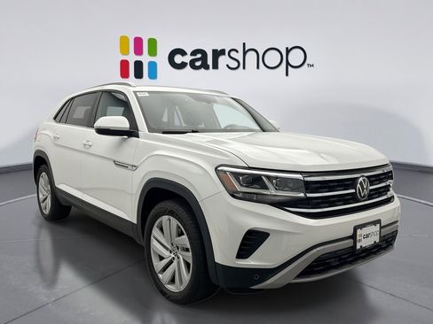 Used 2022 Volkswagen Atlas Cross Sport SE w/ Panoramic Sunroof Package image 7
