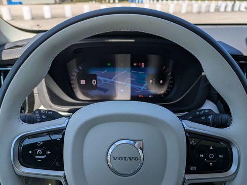 New 2026 Volvo XC60 B5 Ultra w/ Protection Package Premier AWD/4WD image 39
