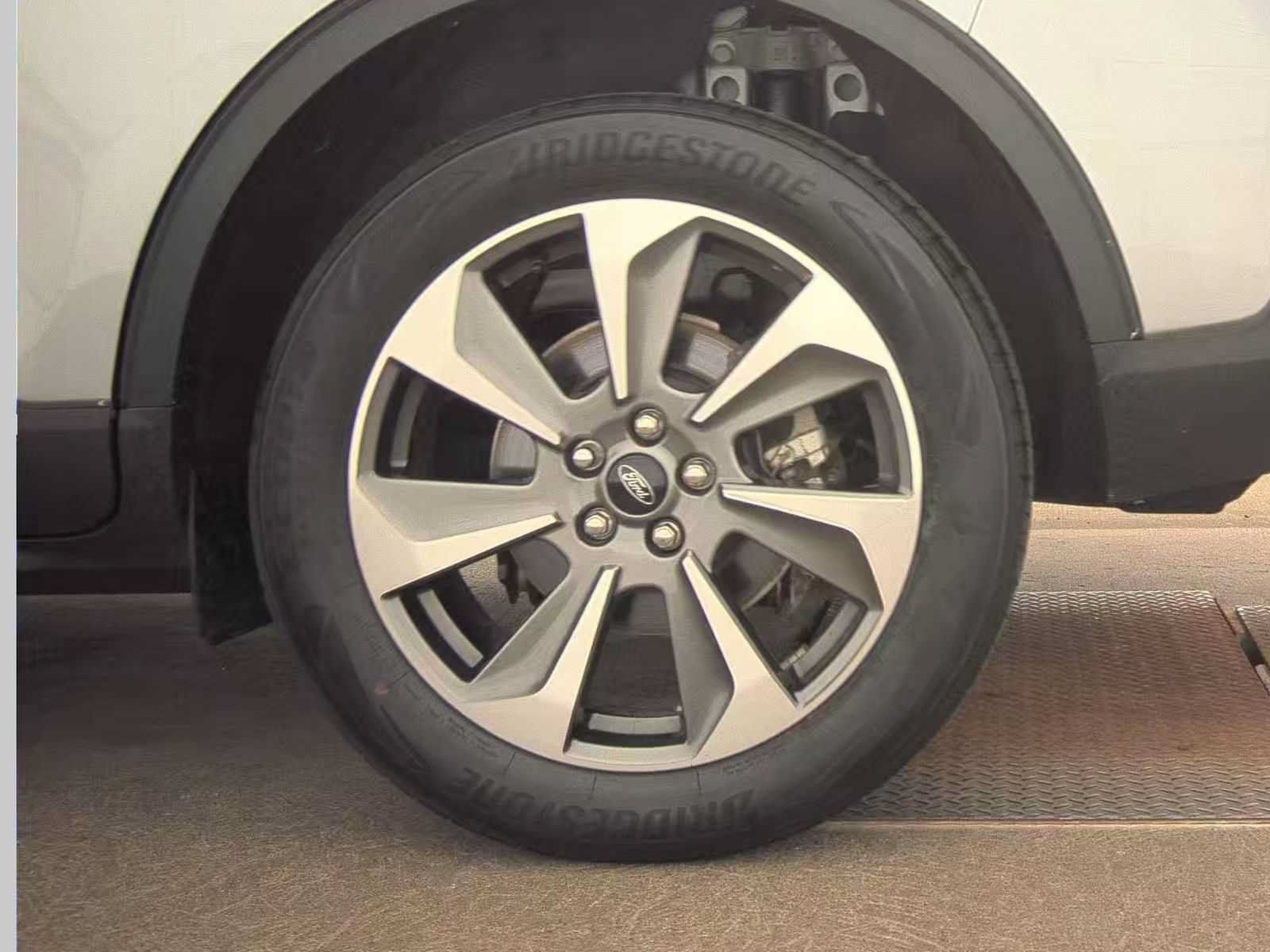 Used 2023 Ford Escape Platinum AWD/4WD image 10