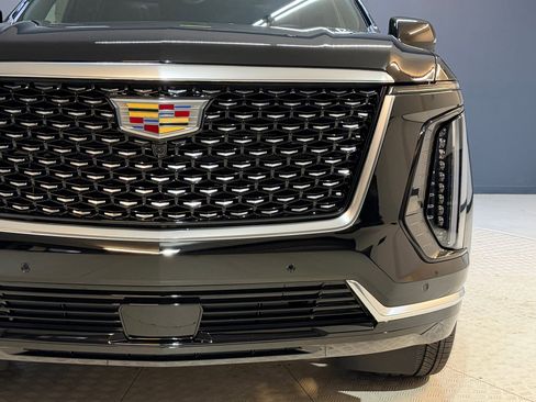 New 2026 Cadillac Escalade Luxury w/ Touring Package AWD/4WD image 22