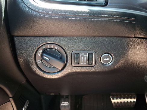 Used 2021 Dodge Challenger R/T Scat Pack RWD image 24