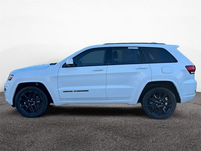 Used 2018 Jeep Grand Cherokee Altitude