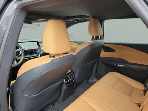 Certified 2025 Lexus RX 350 Premium Plus image 22