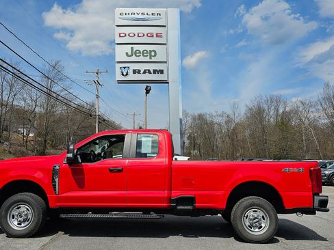 Used 2023 Ford F250 XL w/ XL Chrome Package image 28
