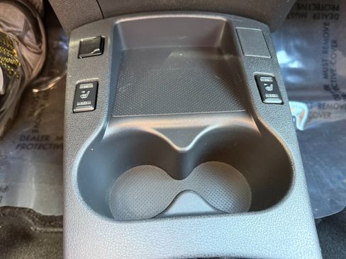 Used 2015 Nissan Leaf S w/ Charge Package image 38