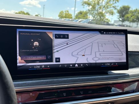 Used 2023 BMW 740i RWD image 29