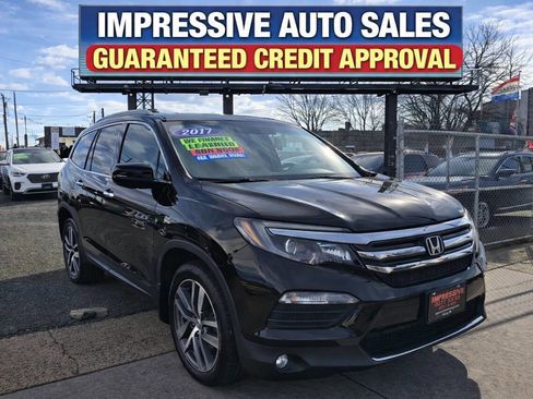 Used 2017 Honda Pilot Elite image 1