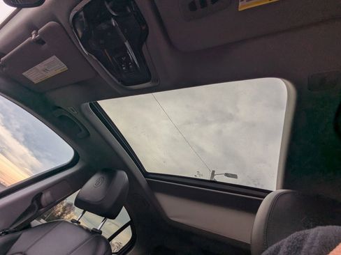 Used 2018 Alfa Romeo Stelvio Ti image 19