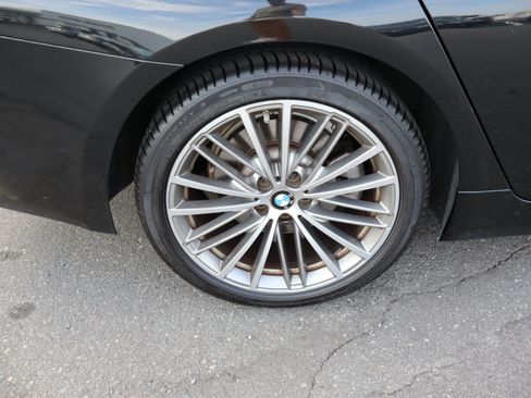 Used 2020 BMW 530i w/ Convenience Package RWD image 39