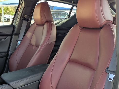 Used 2023 MAZDA MAZDA3 s image 13