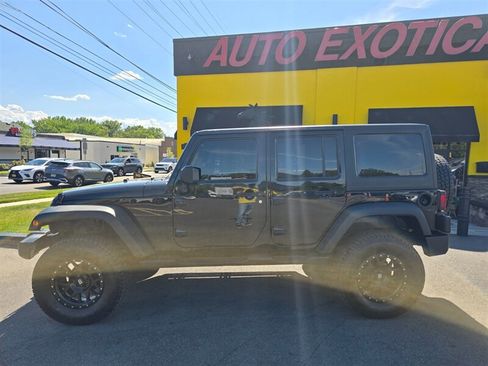 Used 2016 Jeep Wrangler Unlimited Sport AWD/4WD image 19