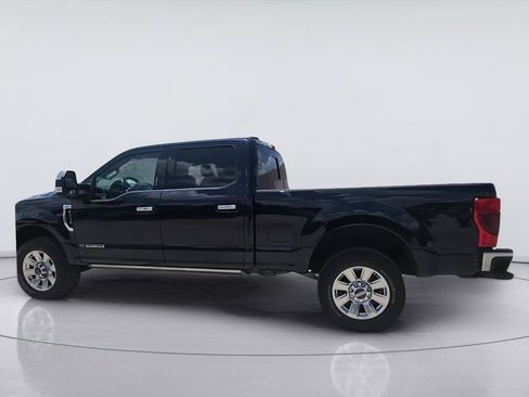 Used 2022 Ford F250 Platinum AWD/4WD image 6