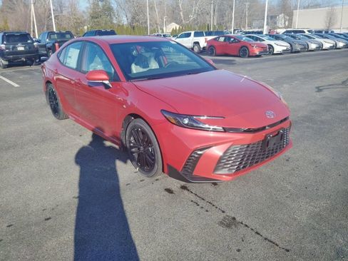 New 2026 Toyota Camry SE w/ Convenience Package image 1