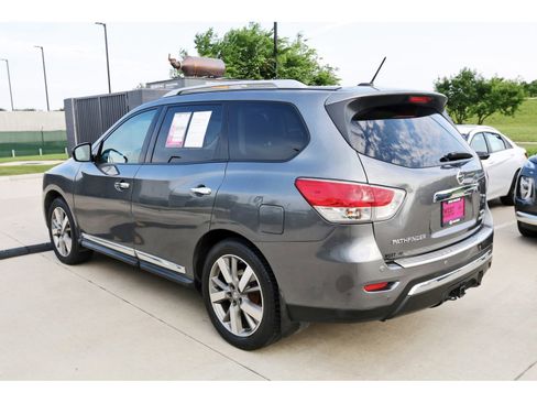 Used 2015 Nissan Pathfinder Platinum w/ Cargo Package AWD/4WD image 6