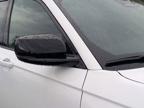 New 2026 Jeep Grand Cherokee L Limited w/ Limited Altitude Package image 11