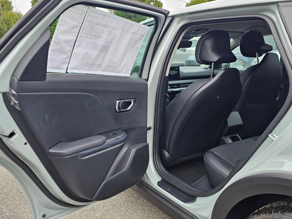 New 2026 Kia K4 EX FWD image 24