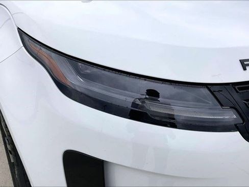 Used 2026 Land Rover Range Rover Evoque S image 35