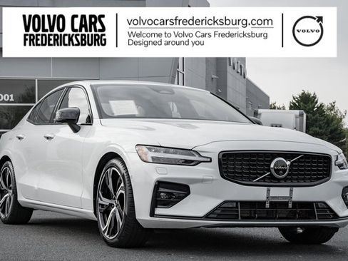 Used 2023 Volvo S60 B5 Plus w/ Climate Package image 1