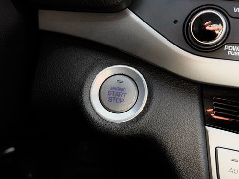 Used 2018 Hyundai Elantra Value Edition image 27