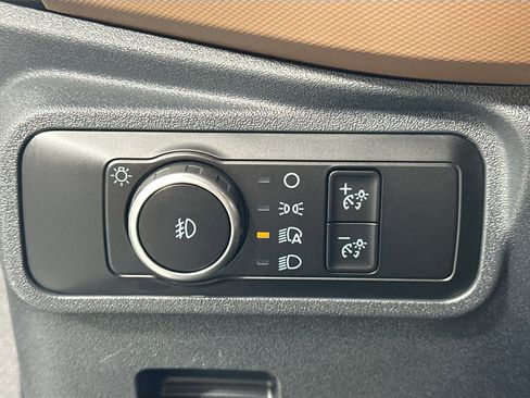 Used 2024 Ford Bronco Outer Banks image 10