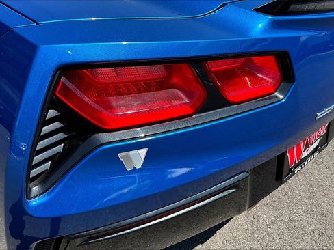 Used 2015 Chevrolet Corvette Stingray Convertible w/ 2LT Preferred Equipment Group RWD image 18